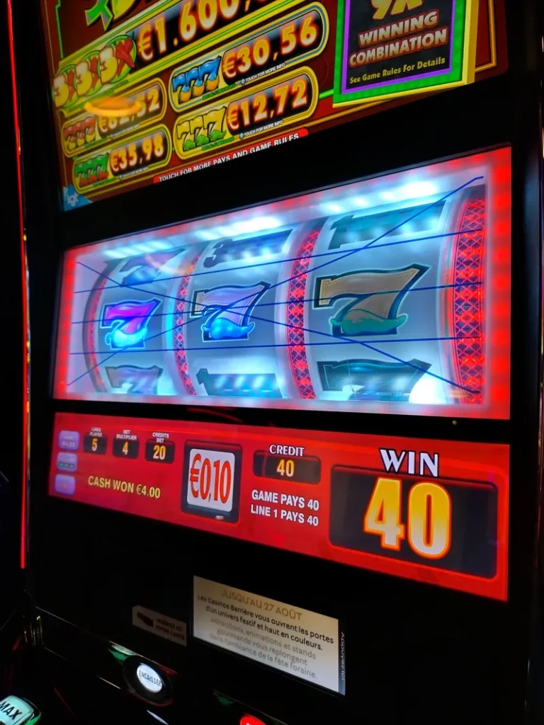 Classic slot machine at Casino Barrière Saint-Malo