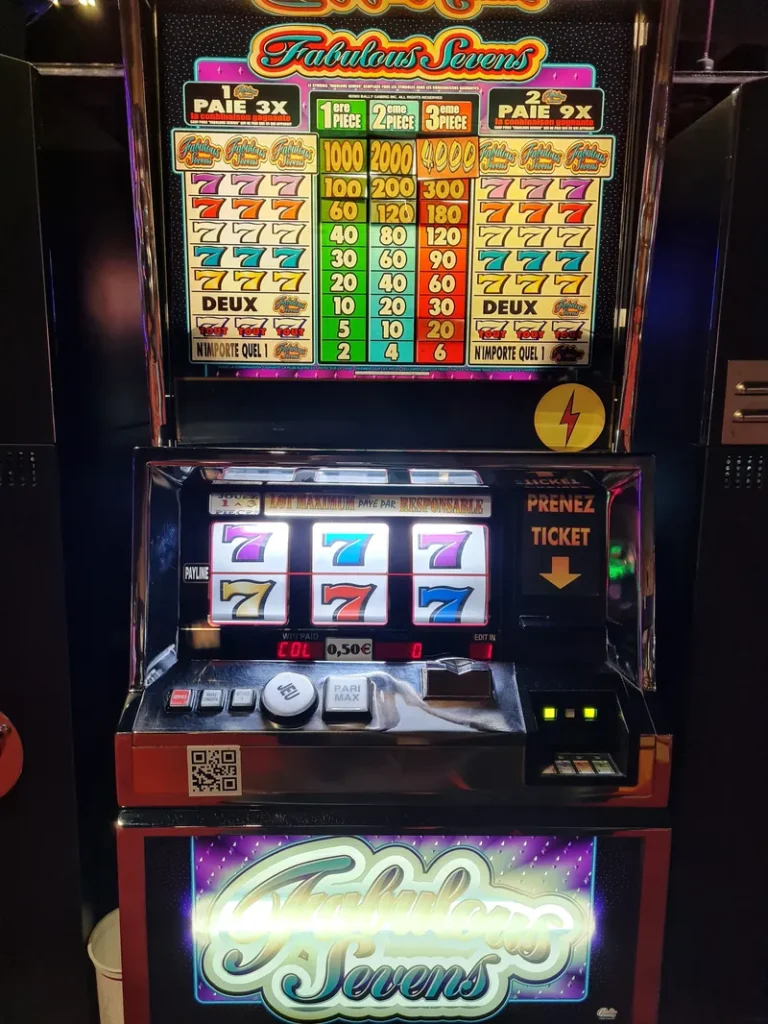 Single gaming machine at Seven Casino